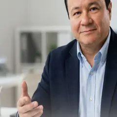 Professor Carlos André em quadro